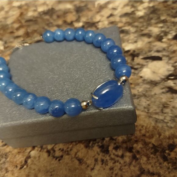 Azure Beaded Bracelet with Silver Accents - Picture 14 of 14